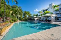 Deep Blue Apartment 15