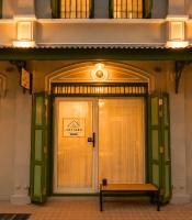 Just Sabai - 3BR Heritage House in Chinatown - B&B Bangkok