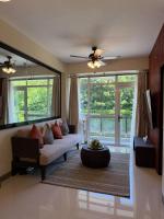 Salt & Sky Suite Boracay - B&B Borac