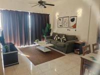 Sri sayang Sea view, beach side apartments - B&B Batu Feringgi