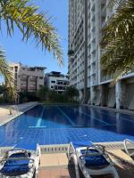 Celandine 1BR near Cloverleaf - B&B Manila