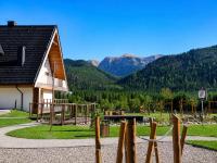 Enklawa Polany - Scenic Mountain View Retreat with Natural Pool by Downtown Apartments - Chambres d'hôtes Kościelisko