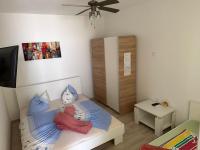 Apartment mit Balkon
