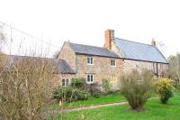 17th Century Farmhouse - Near Silverstone Circuit - B&B Towcester