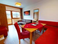 Apartamento de 2 dormitorios con balcón