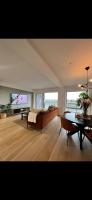 Amazing pent house by airport - B&B Jessheim