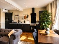 Central luxury apartment with a stylish terrace - Chambres d'hôtes Shrewsbury