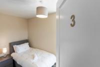 Modern 4Bed Birkenhead Home Ideal for Contractors - Chambres d'hôtes Rock Ferry