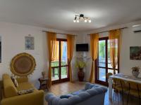 taormina orlando apartment - B&B Giardini-Naxos