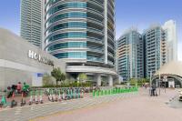 Vacationer Holiday Homes I Stunning 4 Bed I 10 Min from Marina Mall - Bed and Breakfast Dubai