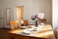 Heritage Courtyard Apartment - B&B Bruck an der Leitha