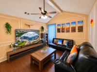 Sleeps8No Stairs,Carpet-Free Near Dallas Stadiums - B&B Arlington