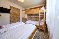 Two-Bedroom Apartment with Mountain View