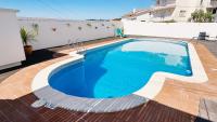 Sunny Studio with Pool Access - Beach & City 5 min - B&B Figueira da Foz