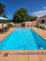 Aloe Self Catering Two Bedroom Apartment Open Plan - Ferienwohnung Port Shepstone