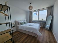 130qm Luxus 3SZ Marktplatz privates Parkhaus - Ferienwohnung Hildesheim