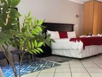Estudio con cama extragrande