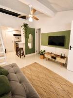 Apartamento em Condomínio - Centro de Búzios - Bed and Breakfast Armação dos Búzios