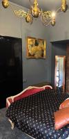 Unique Experience Central Location with parking - B&B Hull