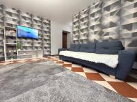 3к квартира у центі, бульвар Лесі, 10, 1поверх - Bed and Breakfast Kyiv