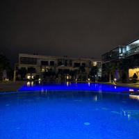 Tamaris Park Cozy apartment, pool and garage - B&B Zawyat an Nwaçer