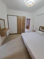 Adel Apartments at alkarma resorts& aquapark - Ferienwohnung Hurghada
