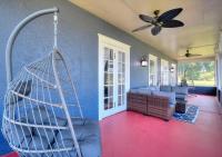 Spacious Lakefront 5BR home, Near Disney, Legoland - Chambres d'hôtes Lake Hamilton