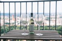 NEU Proud Skyline Suite im Augsburger Hotelturm 2 Balkone - Chambres d'hôtes Augsbourg