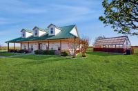 Prime Stargazing! Serene Texas Countryside Retreat - Bed and Breakfast Celeste