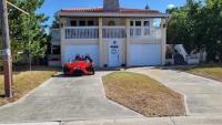 Spacious Beach House Unit,Beautifully Furnished 2 Bed 2Bath./2Min.Walk To Beach - Bed and Breakfast Clearwater Beach