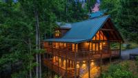 Gatlinburg's Premier 3bdrm Smoky Mtn Cabin Rental w Hot Tub, Game Room Sleeps 8 - Chambres d'hôtes Gatlinburg