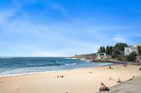 The Maris - Ocean View Apt 2 min to Coogee Beach - B&B Sydney
