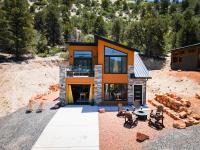 Mountain Home Climbing Wall Firepit BBQ Near Zion & Bryce - B&B Glendale