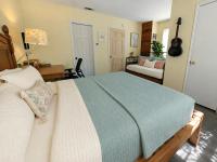 Urbenity - B&B Irving