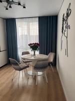 ВІП квартира в новобудові в центрі міста - Chambres d'hôtes Rivne