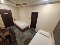 Twin Room with Private Bathroom