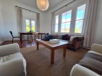 Canvas & Coast Beach House - B&B Port Alfred