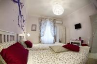 Tweepersoonskamer met 2 Aparte Bedden en Eigen Externe Badkamer