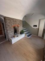 Al Torrente elegant rustic house in Colico - Bed and Breakfast Colico