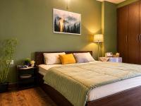 The Elevated Grove -2BHK -Projector -Sunset Views - B&B Greater Noida
