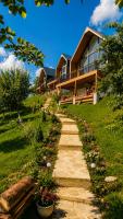 Triovista Chalets - B&B Nehoiu