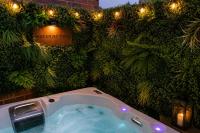Hot Tub, Private Parking, King Bed, Beach luxury - B&B Cleethorpes