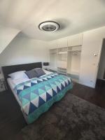 3 Zimmer Wohnung Obertshausen - Neu Renoviert - B&B Obertshausen