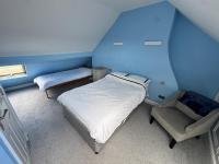 Top of Family Occupied House Double Room with Free Parking in York - B&B York