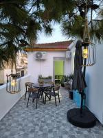 Grandma's Premium Stay, Fiber, near Piraeus Port - Ferienwohnung Piräus