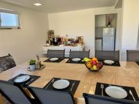 SAN Apartments Near Belgrade Airport - Ferienwohnung Surčin