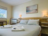 Habitación con cama grande 