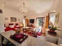 Ellera Suite con Parcheggio Privato - Albisola Superiore - B&B Stella