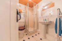 Byre & Millers, Coniston, twin cottages sleeping 12 - B&B Torver