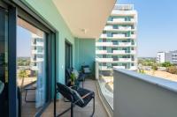 Privilege Happy Place in Faro with Rooftop Panoramic Pool - B&B Faro